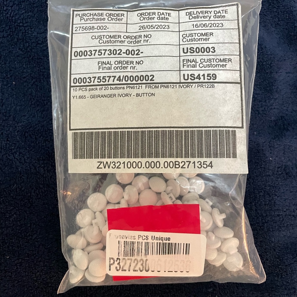 Pronovias ivory wedding dress buttons